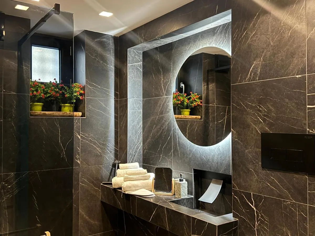 Rouge Suite & Spa Palermo Centro 0*,